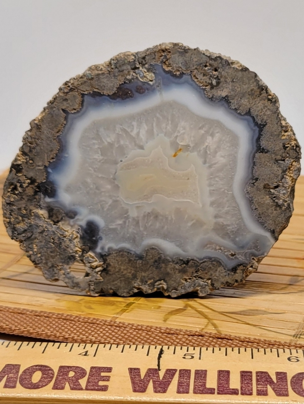 Pretty Geode 3.5" - Picture 10 of 11